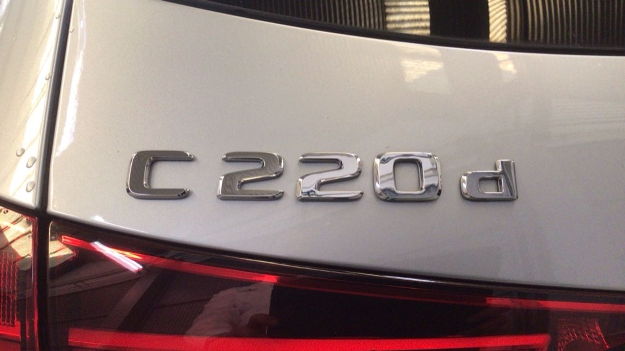 mercedes-clase-c-c-220-d-estate-imagen-11