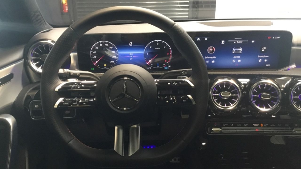 mercedes-clase-a-a-180-d-imagen-8
