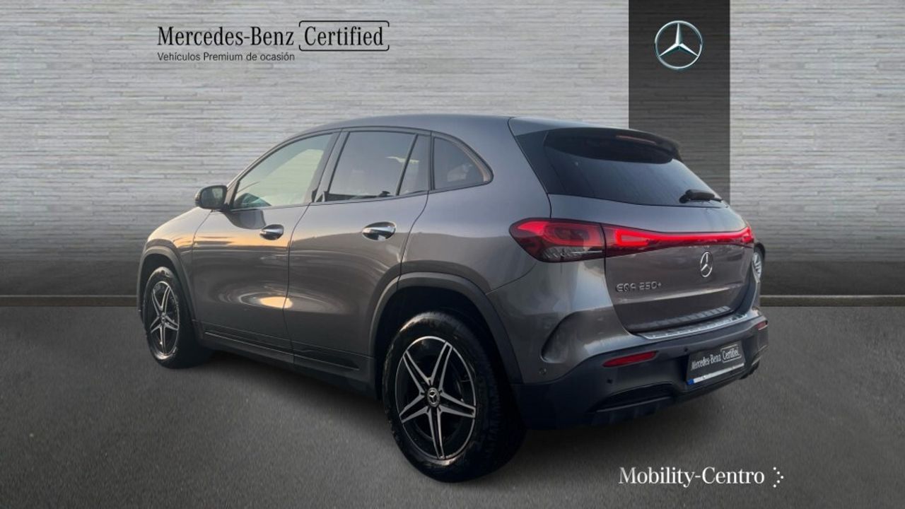mercedes-eqa-250+-+-amg-line-imagen-3