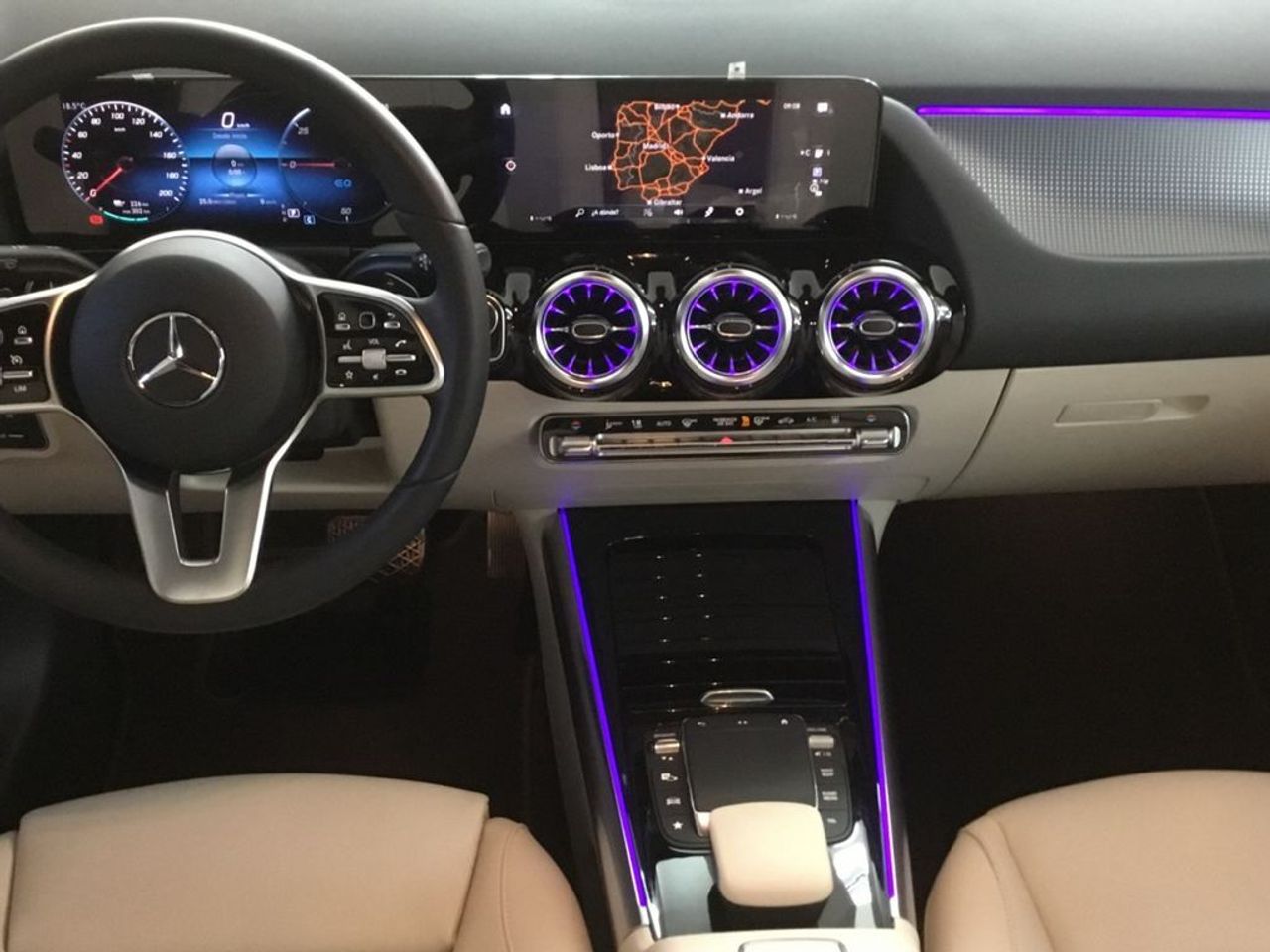 mercedes-eqa-eqa-300-4matic-imagen-7