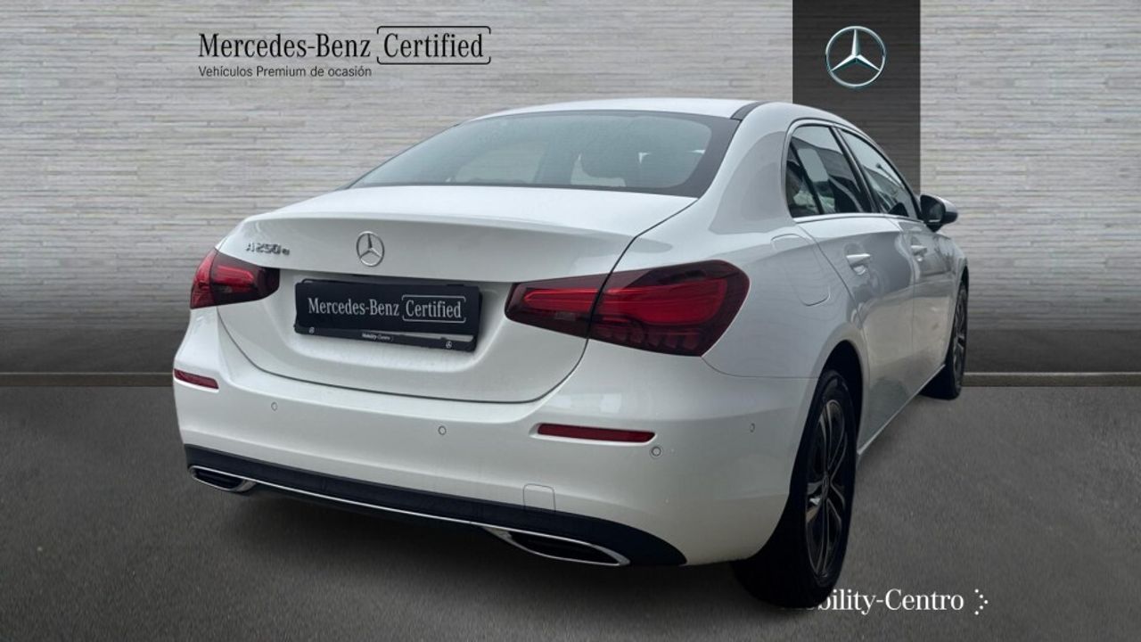 mercedes-clase-a-a-250-e-con-tecnologia-hibrida-eq-sedan-imagen-1