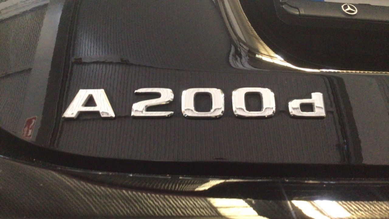 mercedes-clase-a-a-200-d-imagen-11