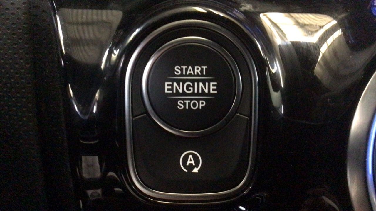 mercedes-clase-a-a-200-d-imagen-20