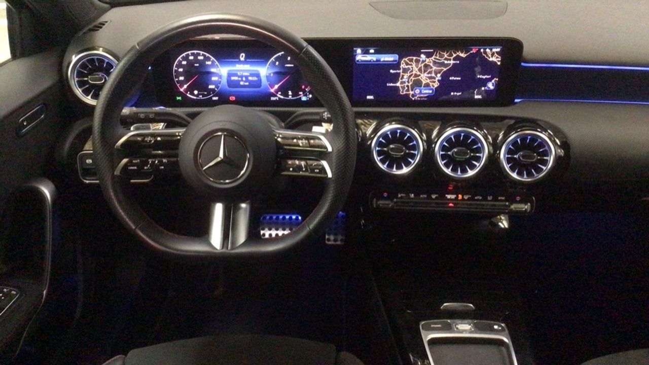 mercedes-clase-a-a-200-d-imagen-8