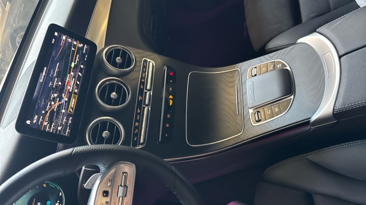 mercedes-glc-glc-300-e-4matic-imagen-20