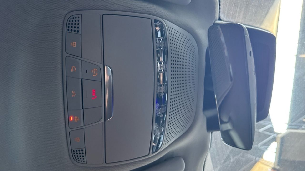 mercedes-glc-glc-300-e-4matic-imagen-17