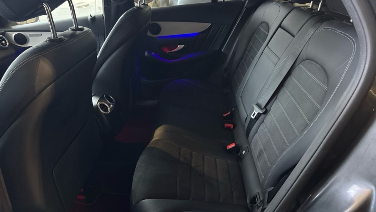 mercedes-glc-glc-300-e-4matic-imagen-10