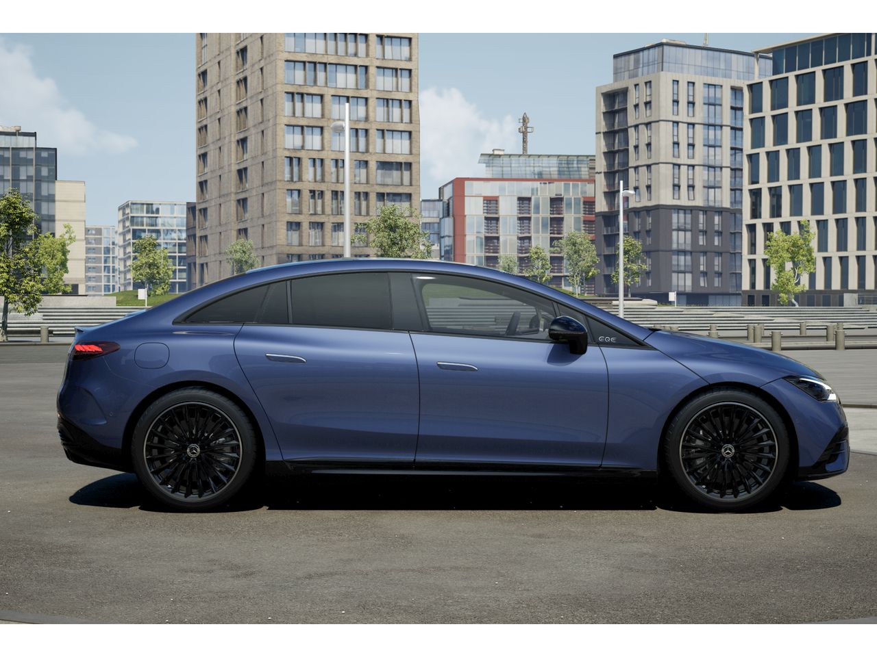 Mercedes Eqe 350 Amg Line Exterior E Interior - foto 4