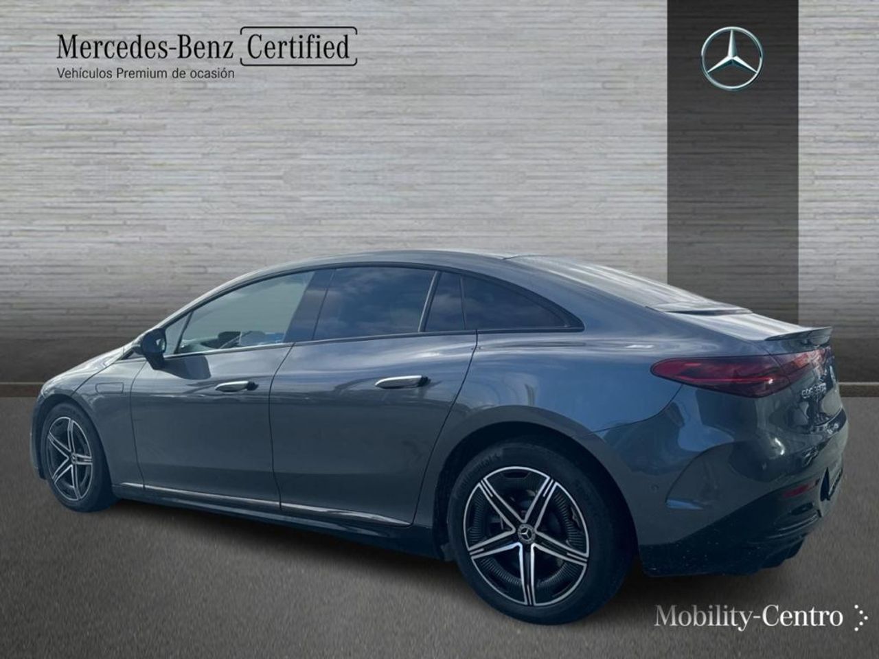 Mercedes Eqe 350 Amg Line Exterior E Interior - foto 4