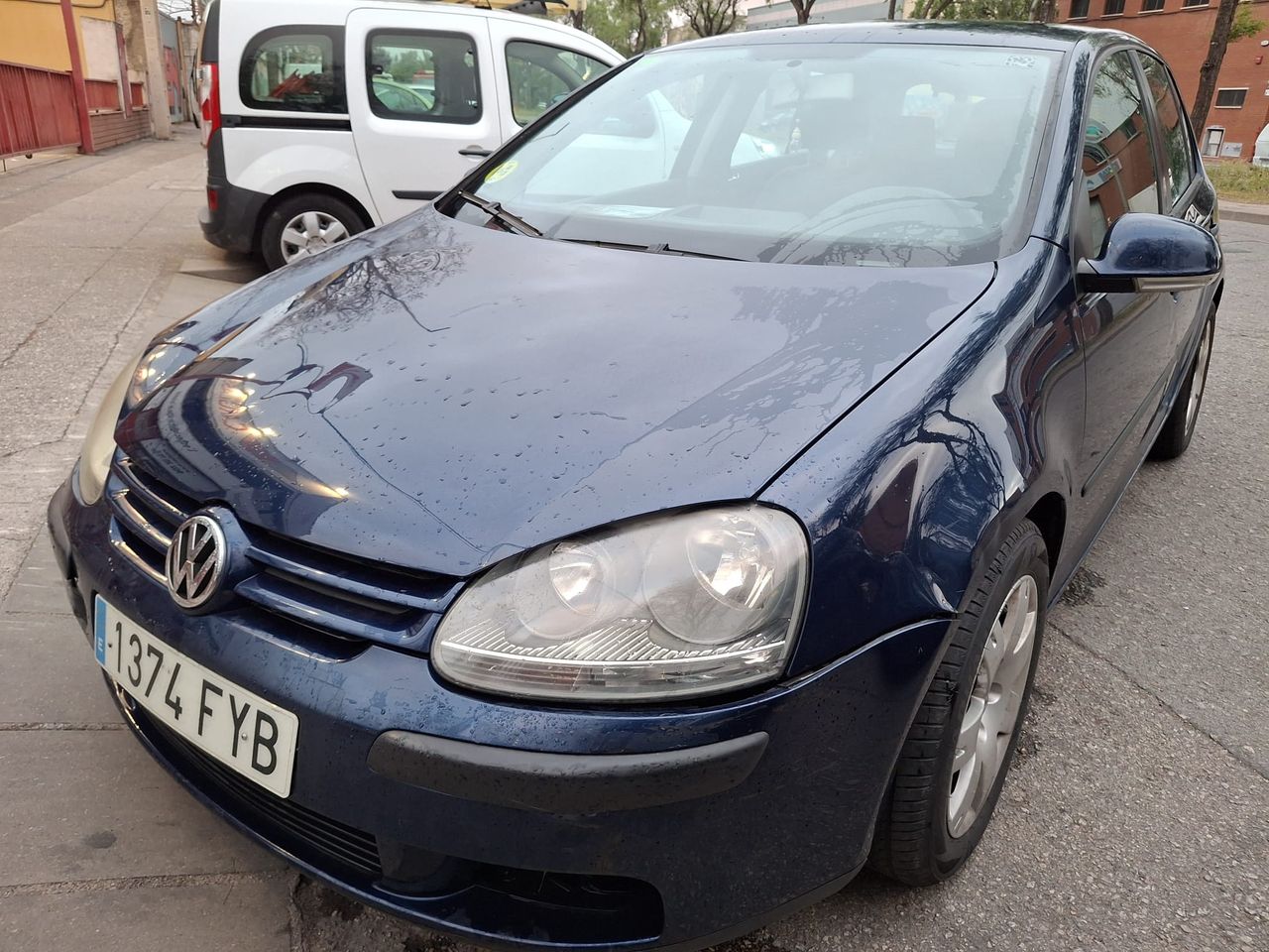 Foto volkswagen golf 2004 /
