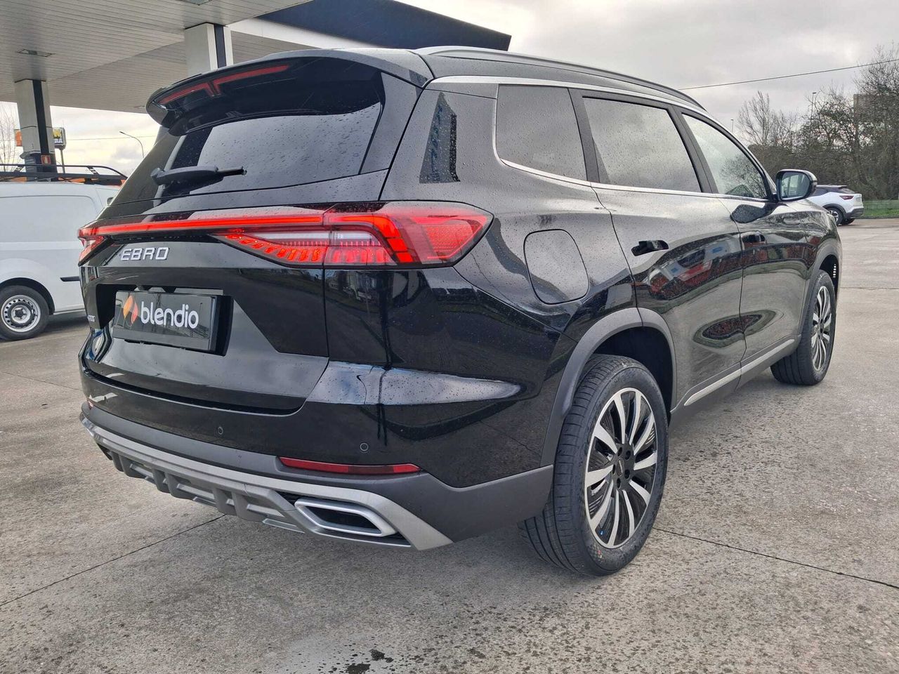 Ebro S800 1.5 TGDI PHEV LUXURY E-CVT 279 5P 7 Plazas - foto 6