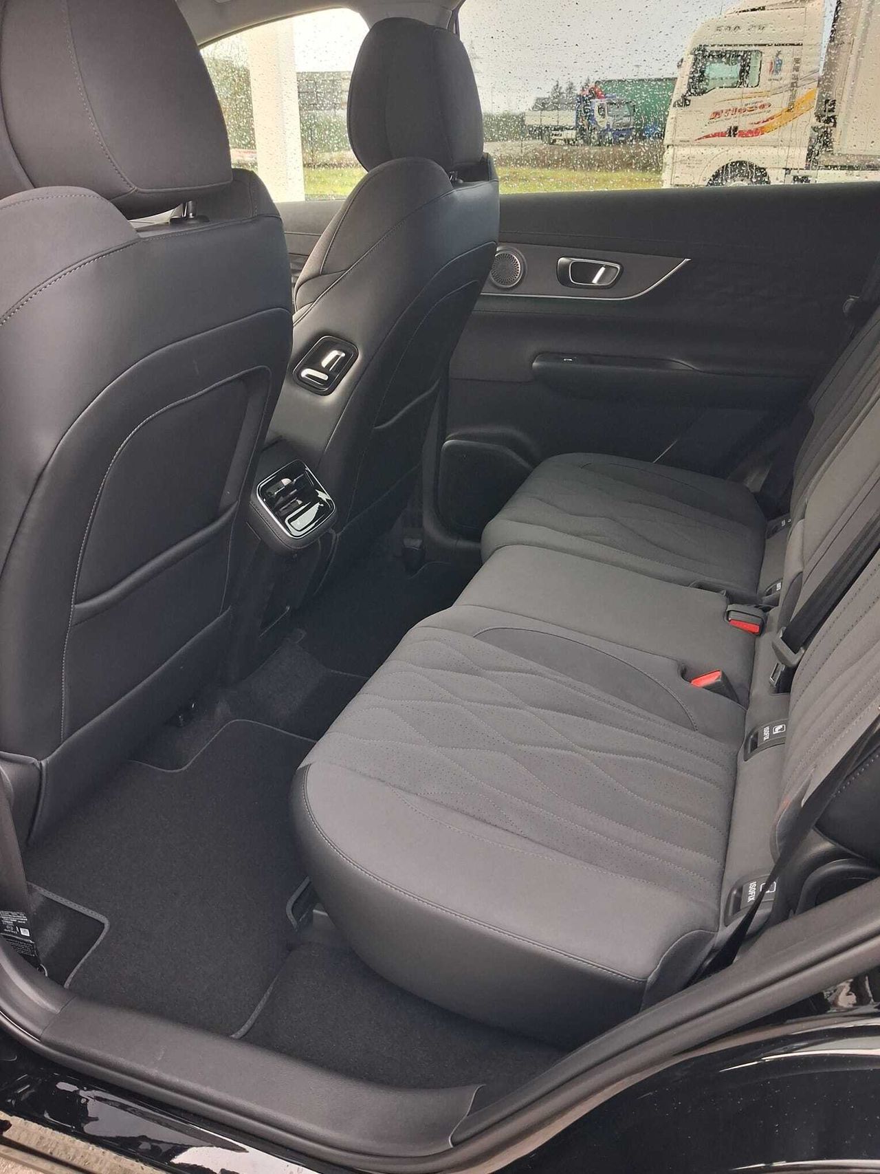 Ebro S800 1.5 TGDI PHEV LUXURY E-CVT 279 5P 7 Plazas - foto 13