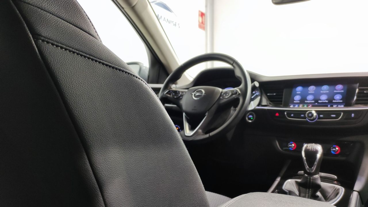 opel insignia  2021 / foto grande (2)