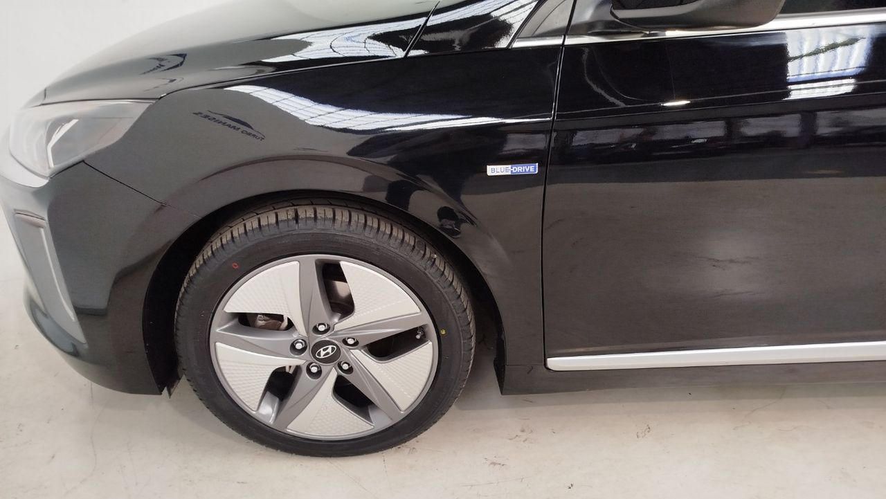 Hyundai IONIQ 1.6 GDI HEV Tecno DCT - foto 17