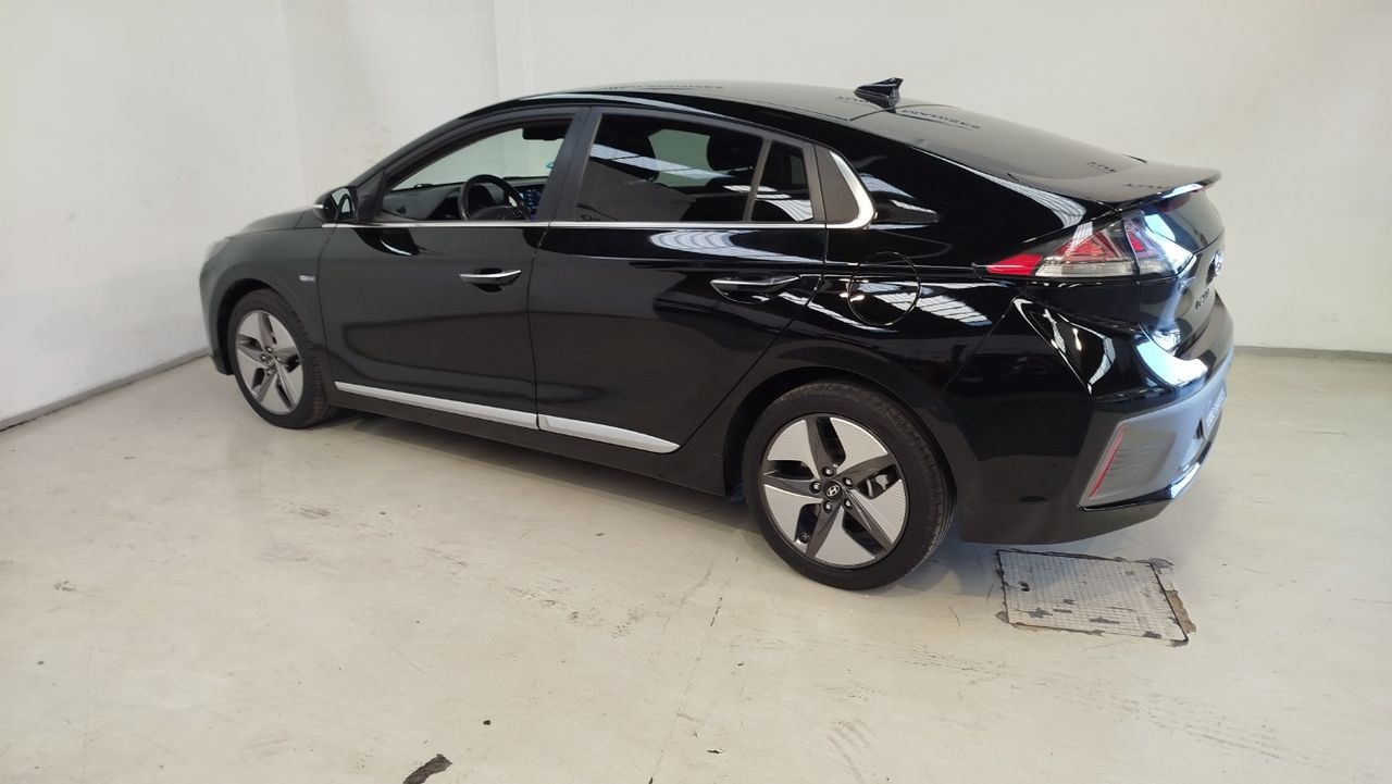 Hyundai IONIQ 1.6 GDI HEV Tecno DCT - foto 14