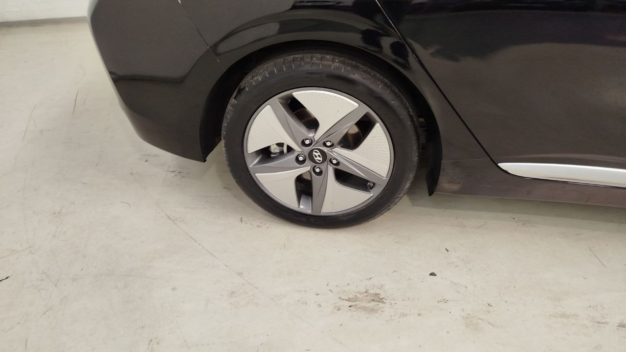 Hyundai IONIQ 1.6 GDI HEV Tecno DCT - foto 8