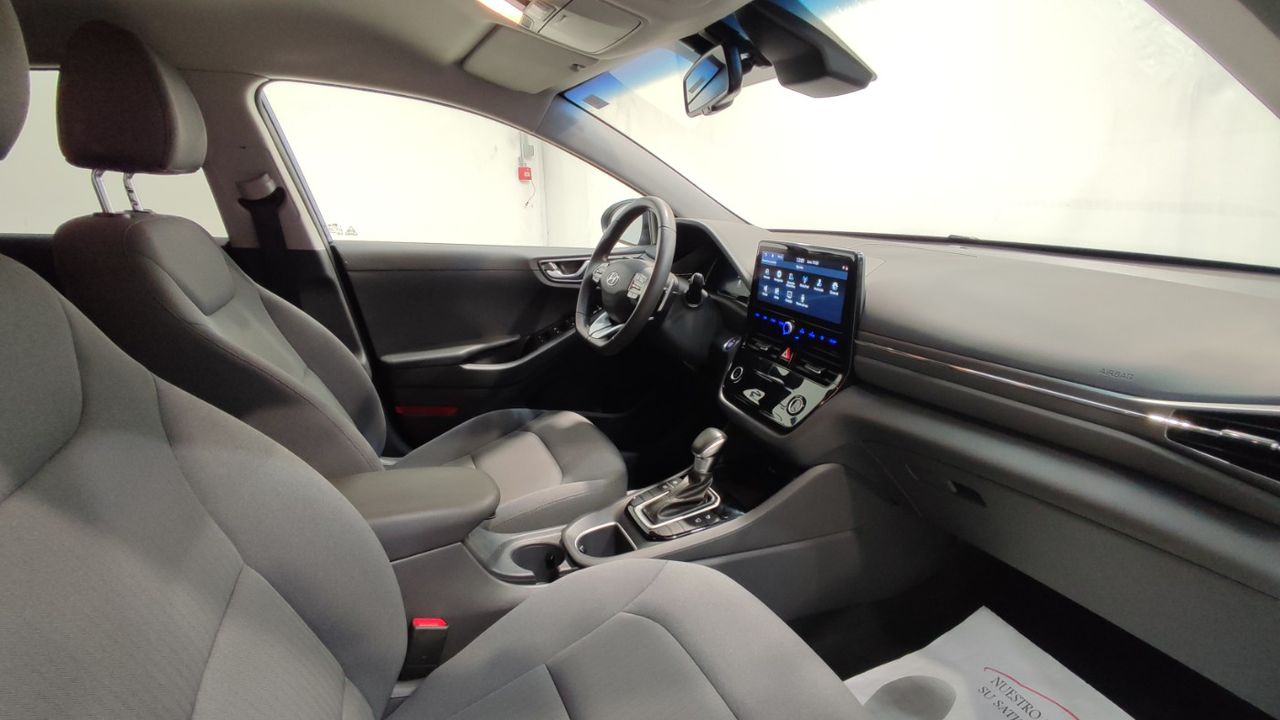 Hyundai IONIQ 1.6 GDI HEV Tecno DCT - foto 14