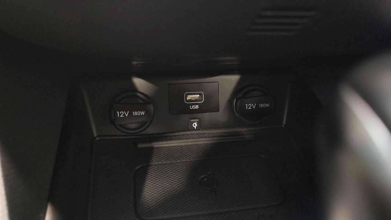 Hyundai IONIQ 1.6 GDI HEV Tecno DCT - foto 23