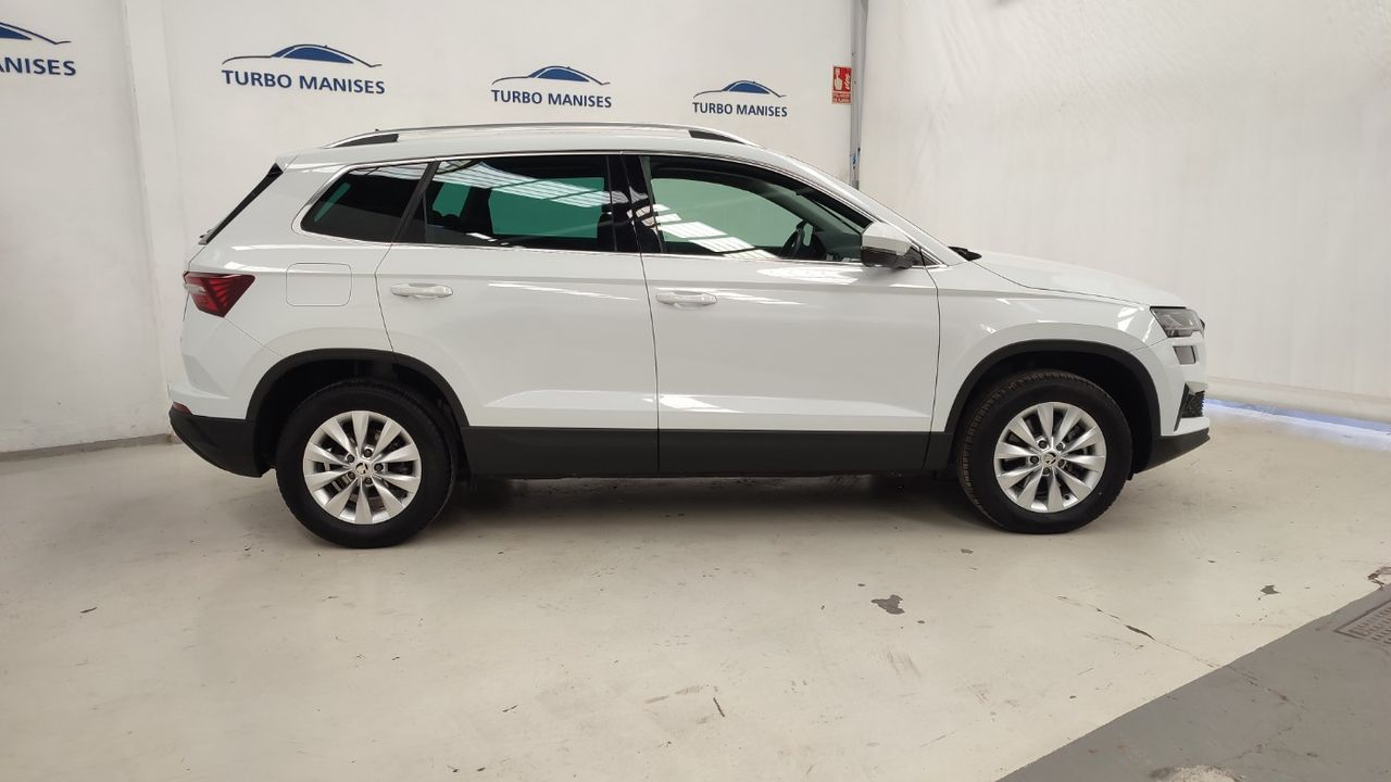 skoda karoq 2023 / foto grande (2)