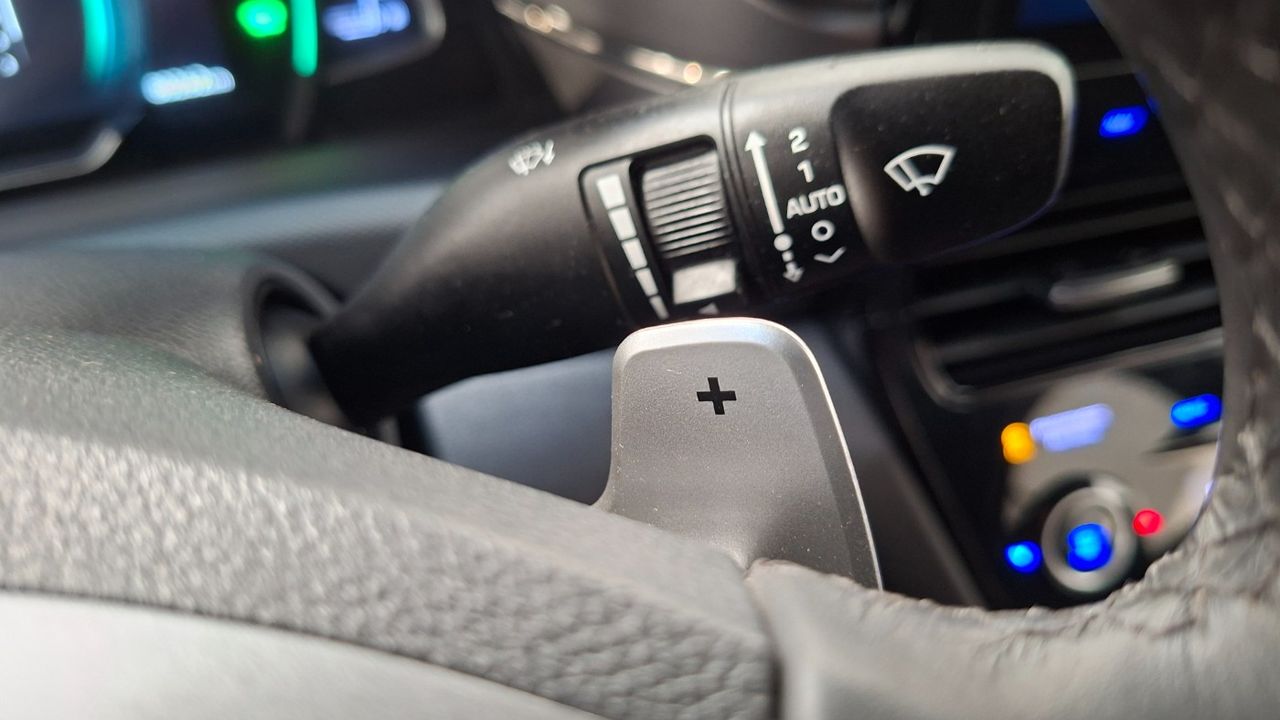 Hyundai IONIQ 1.6 GDI HEV Tecno DCT - foto 16