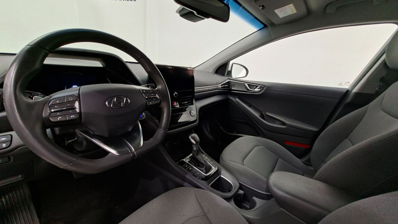 Hyundai IONIQ 1.6 GDI HEV Tecno DCT - foto 8