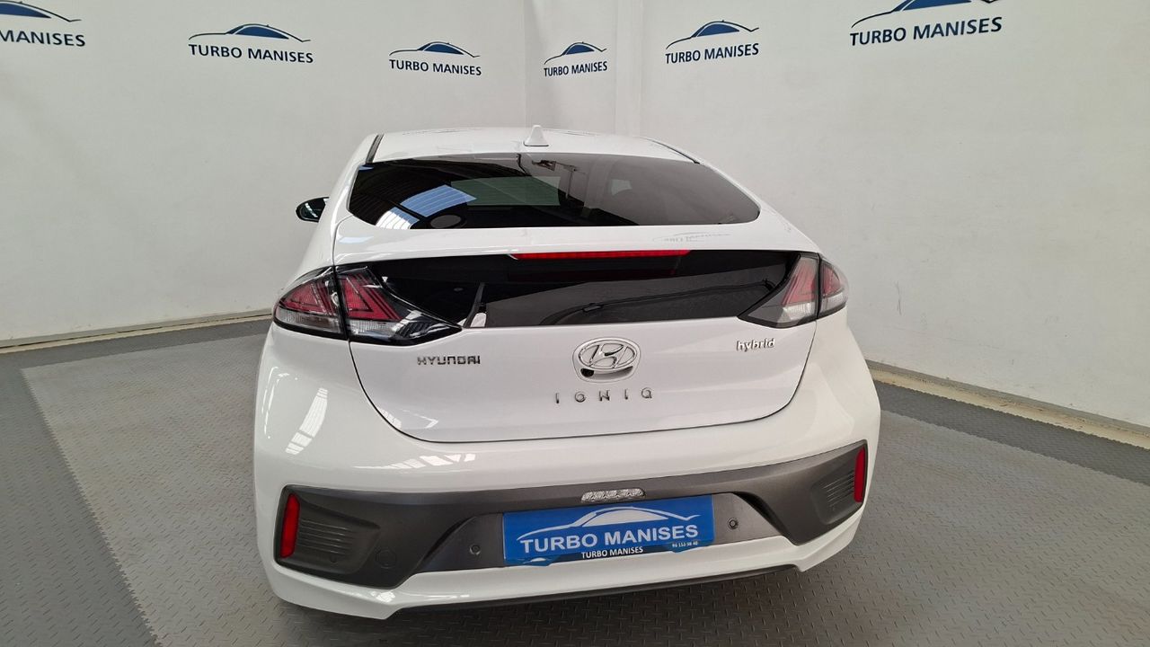 Hyundai IONIQ 1.6 GDI HEV Tecno DCT - foto 4