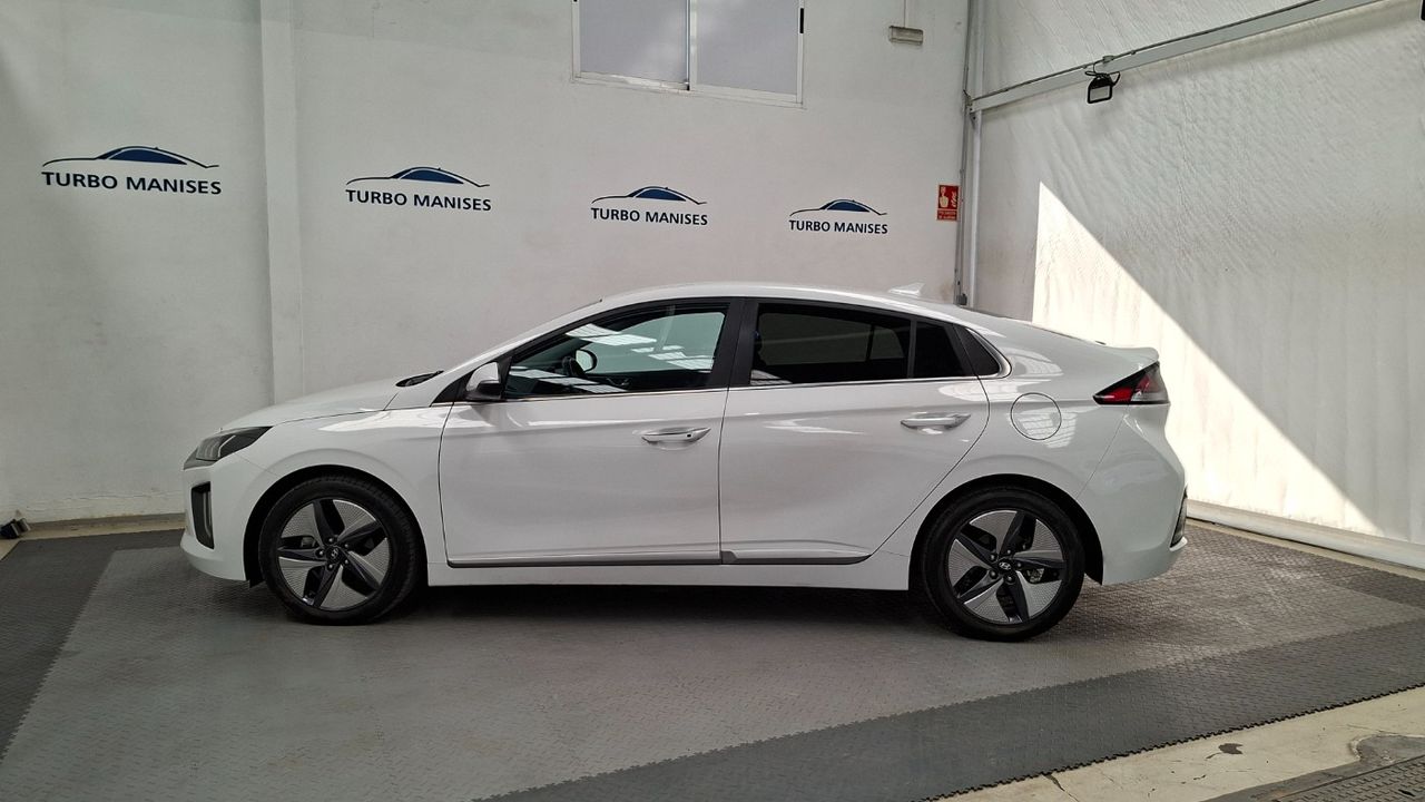 Hyundai IONIQ 1.6 GDI HEV Tecno DCT - foto 2