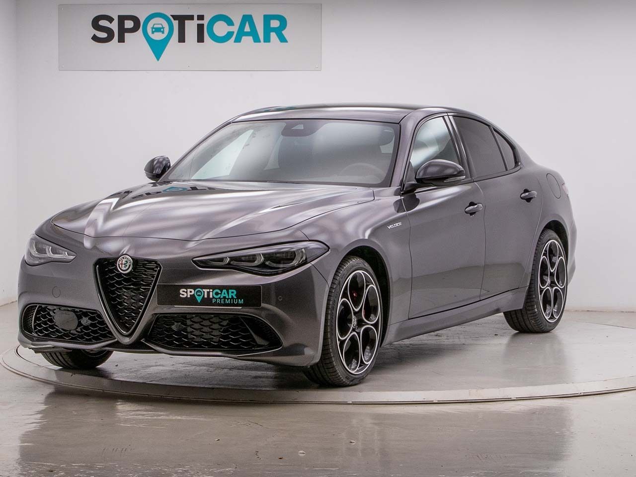 alfa romeo giulia 2023 /