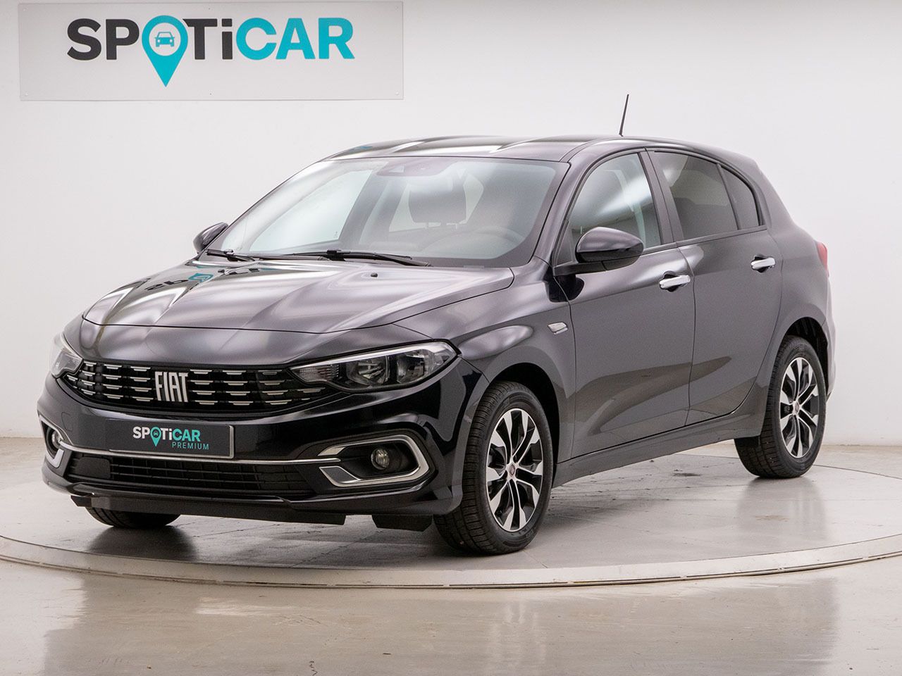 Coche de segunda mano con altavoces en puerta delantera  de segunda mano - fiat tipo 2025 /