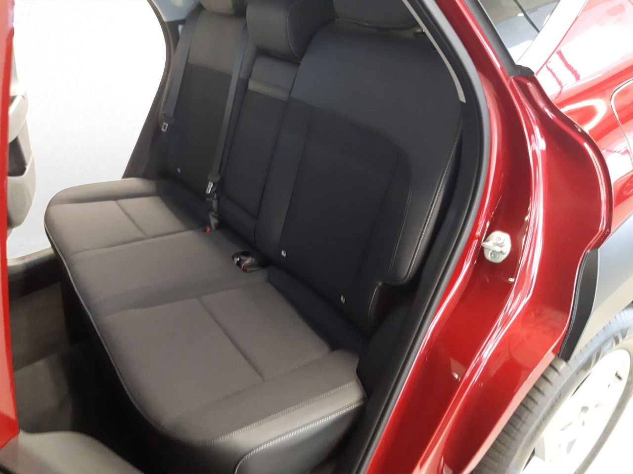 Hyundai Kona 1.0 TGDI MHEV TECNO 5P - foto 28