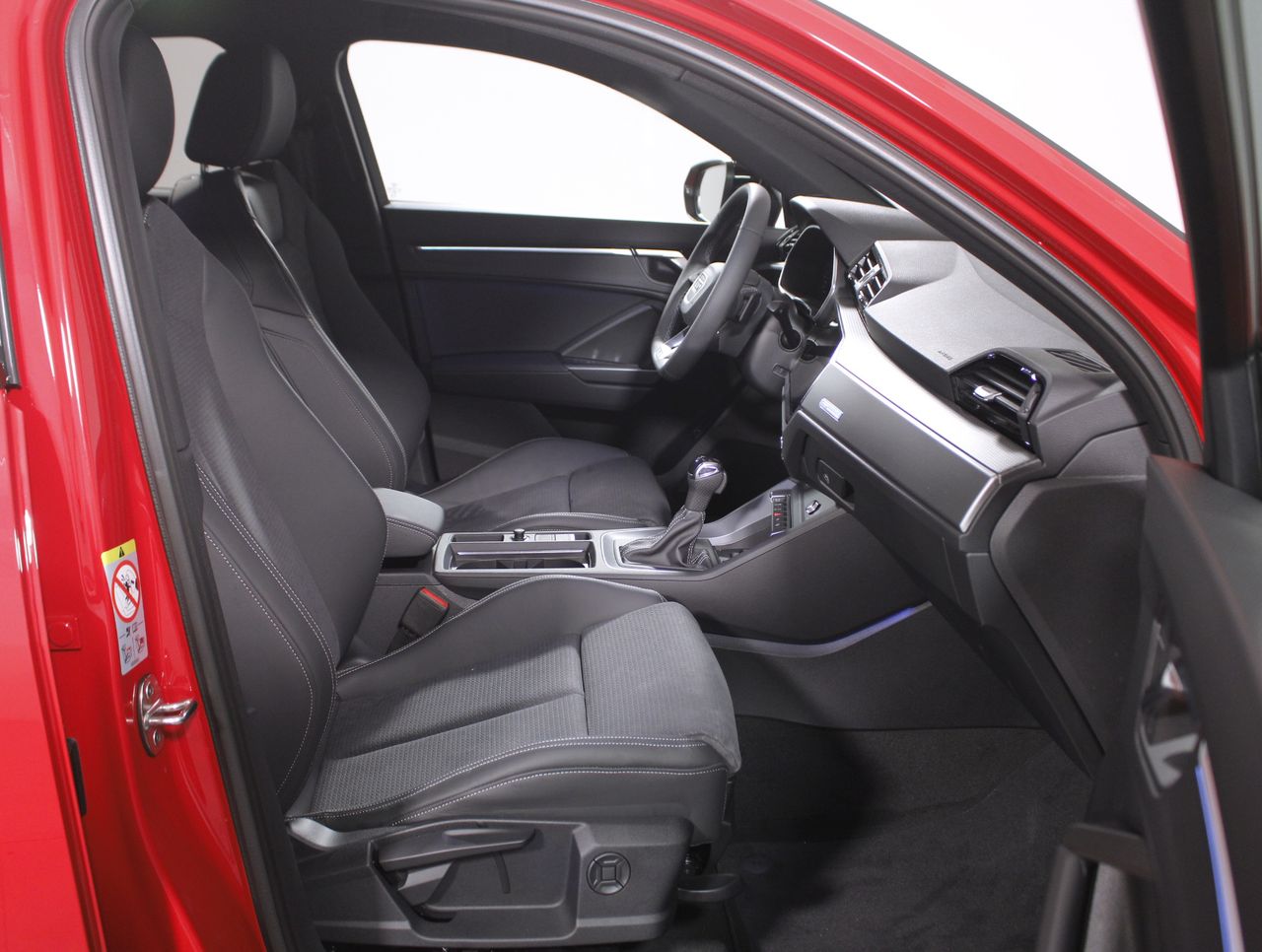 Audi Q3 35 TDI S TRONIC BLACK LINE - foto 5