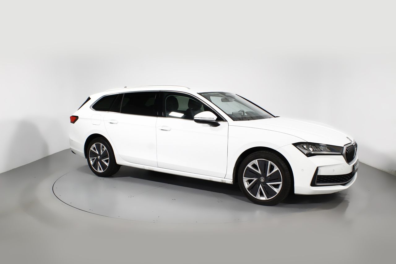 Skoda Superb COMBI SUPERB COMBI SELECTION 1,5 TSI M-HEV 110  - foto 23