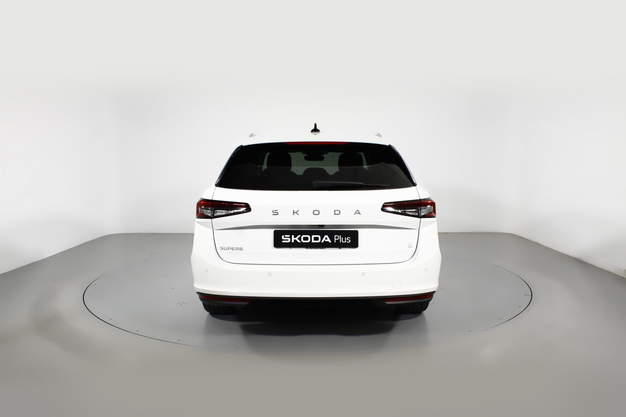 Skoda Superb COMBI SUPERB COMBI SELECTION 1,5 TSI M-HEV 110  - foto 17