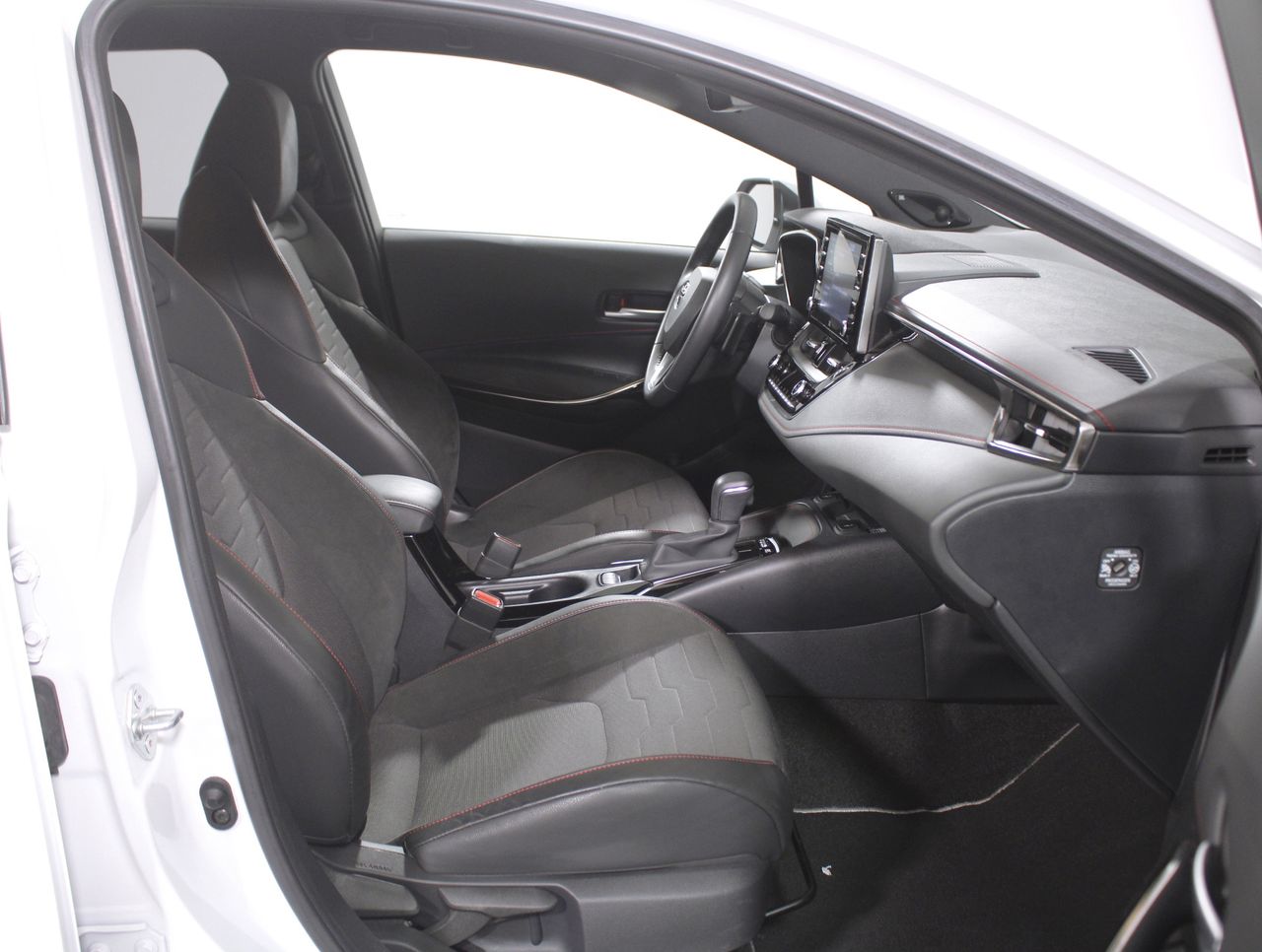 Toyota Corolla fam. 2.0 HYBRID ADVANCE E-CVT 5P - foto 5