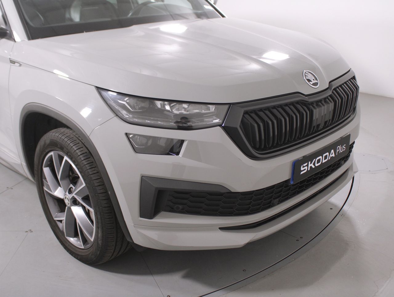 Skoda Kodiaq 2.0 TSI 140KW DSG 4WD SPORTLINE 5P 7 Plazas - foto 16