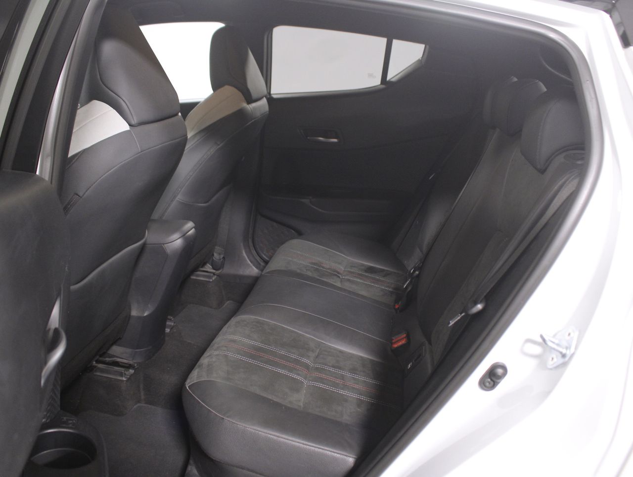 Toyota C-HR 2.0 VVT I-HYBRID GR SPORT AUTO 5P - foto 26