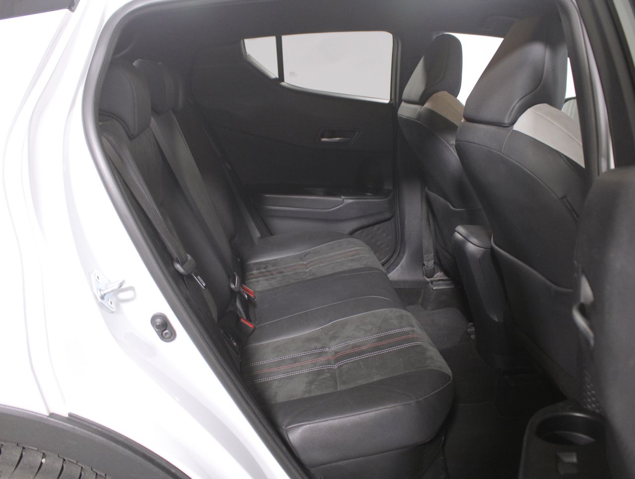 Toyota C-HR 2.0 VVT I-HYBRID GR SPORT AUTO 5P - foto 6