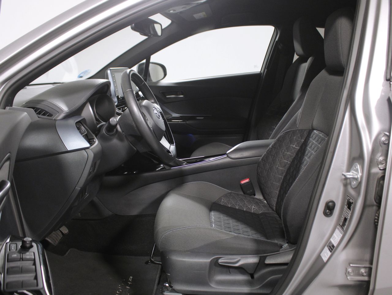 Toyota C-HR 1.8 VVT-I HYBRID ADVANCE AUTO 5P - foto 27