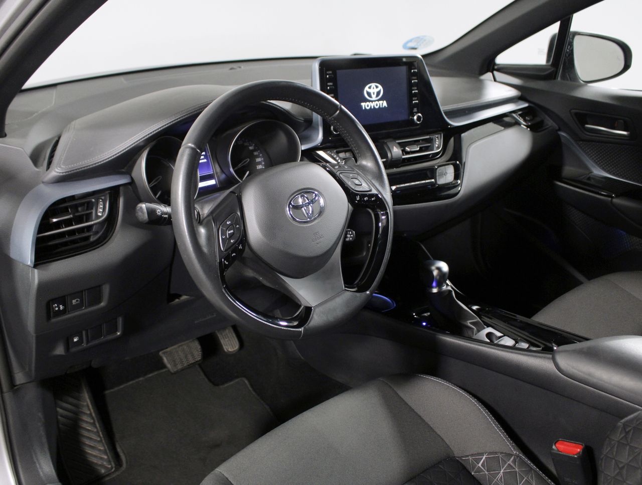 Toyota C-HR 1.8 VVT-I HYBRID ADVANCE AUTO 5P - foto 28