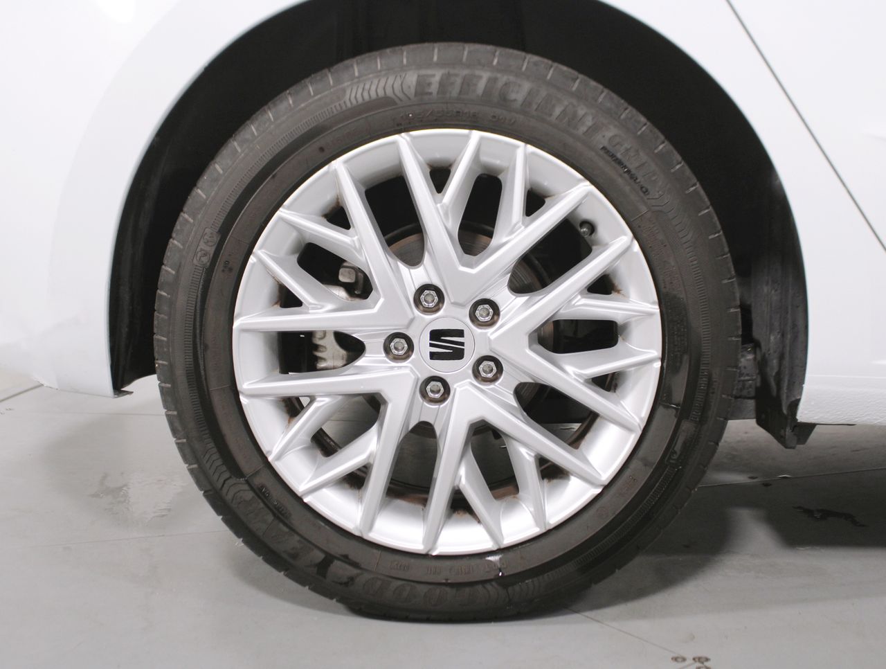 Imatge del vehicle 8