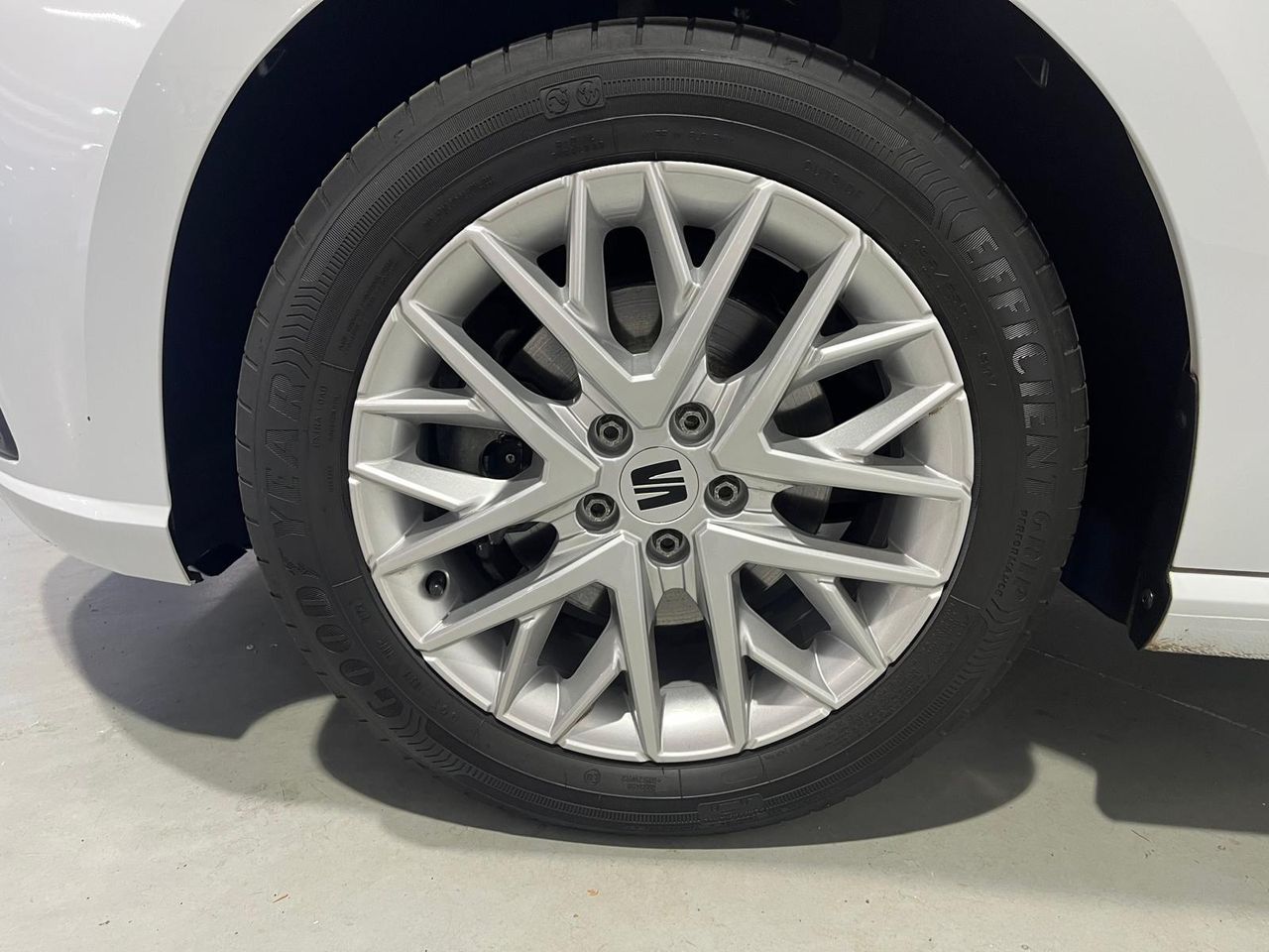 Imatge del vehicle 8