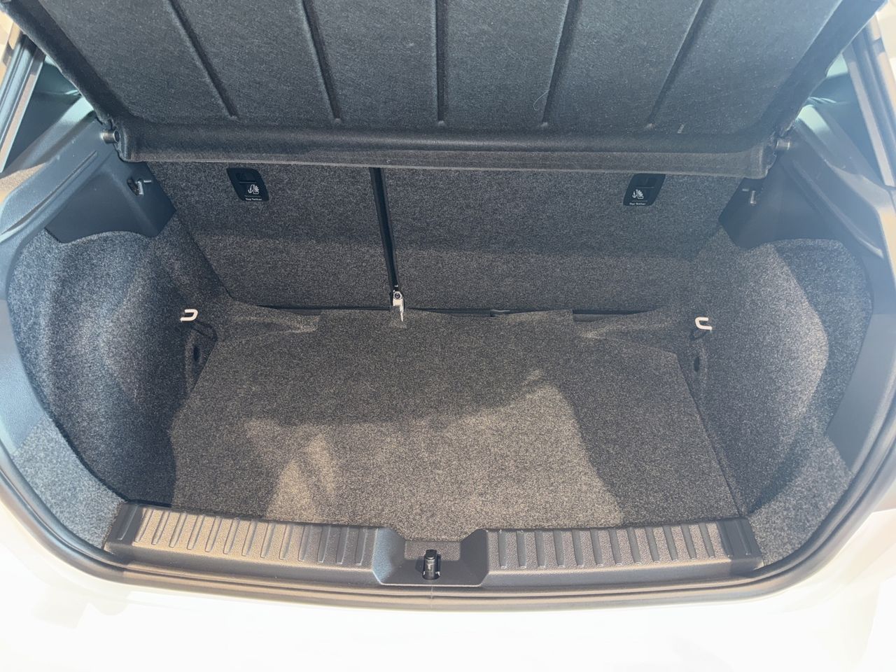 Imatge del vehicle 7
