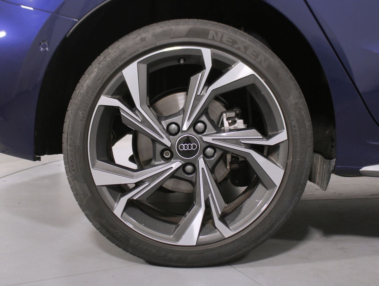 Imatge del vehicle 8