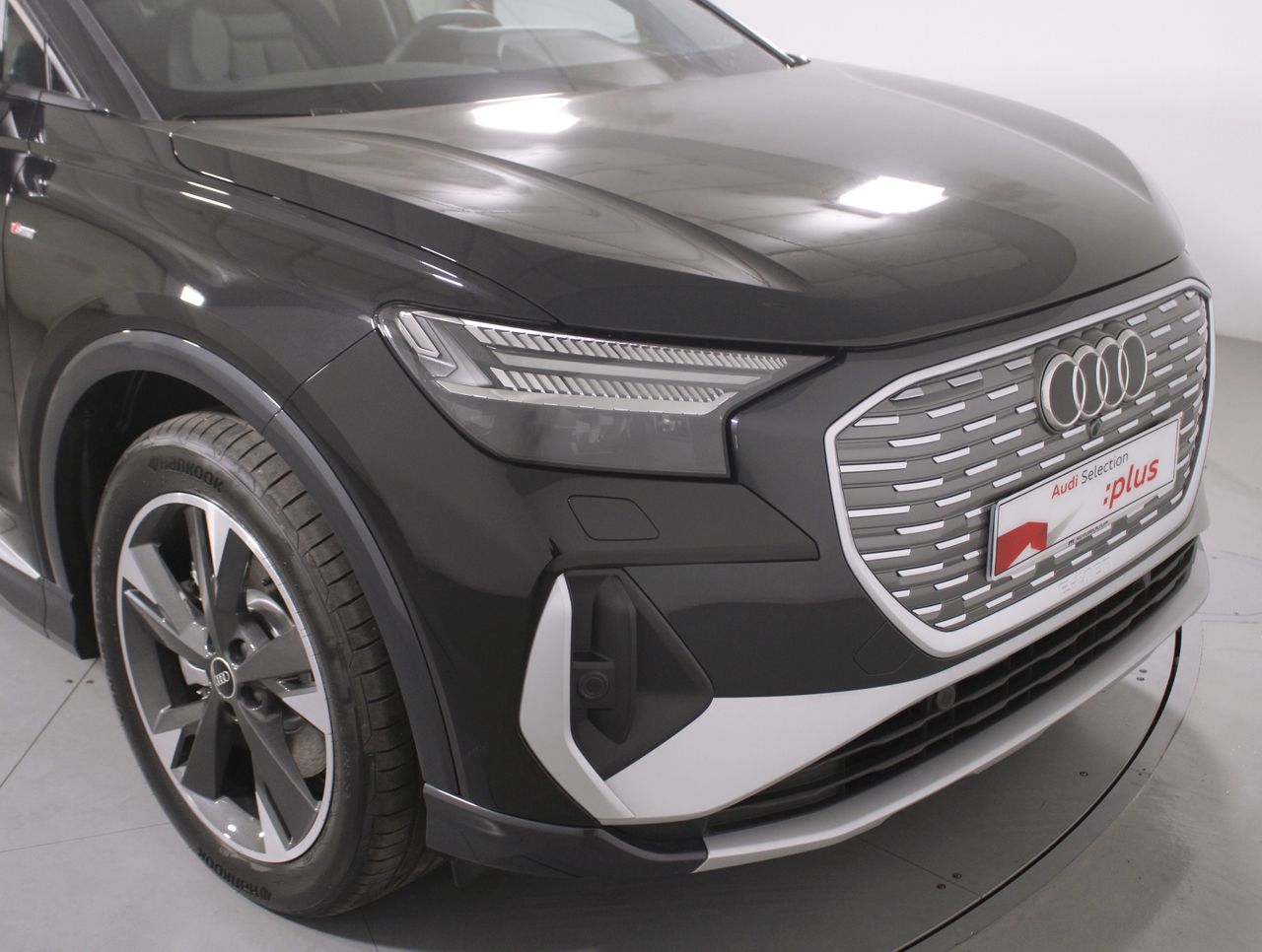 Audi Q4