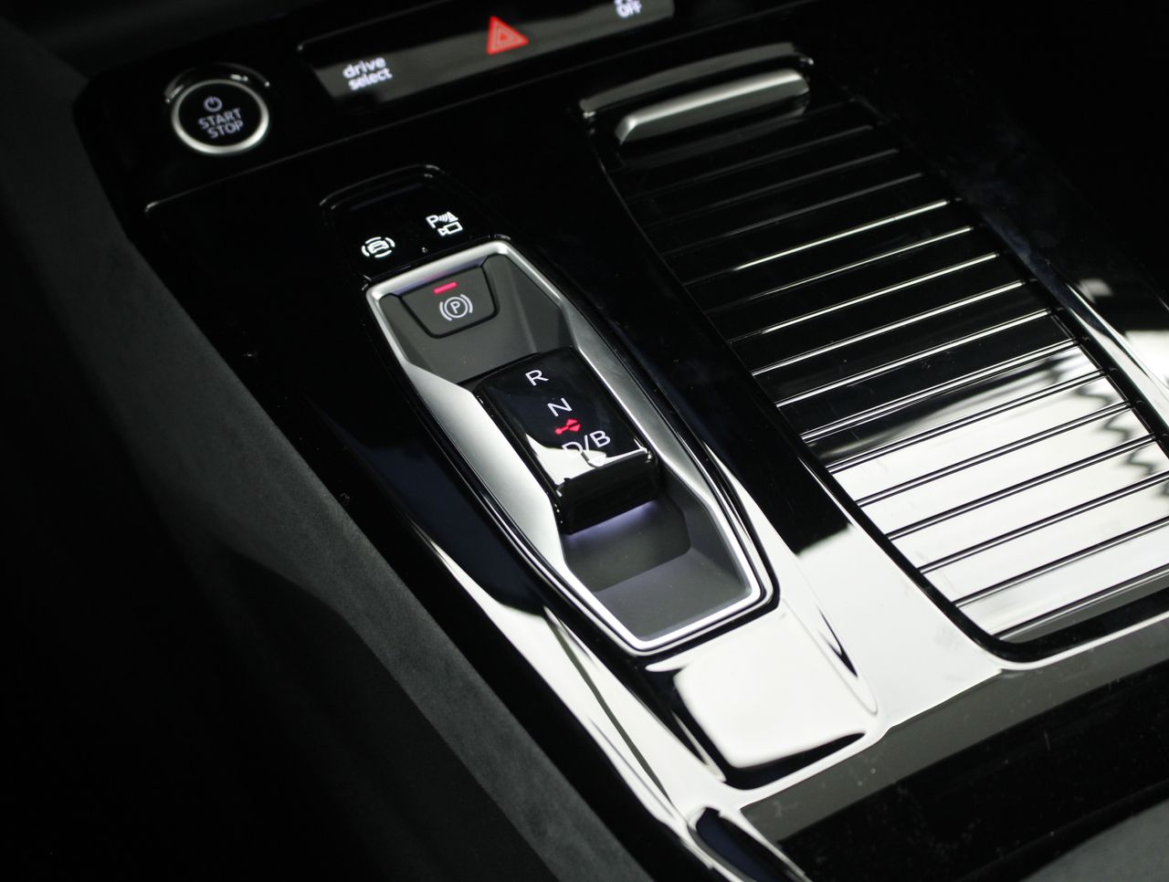 Audi Q6
