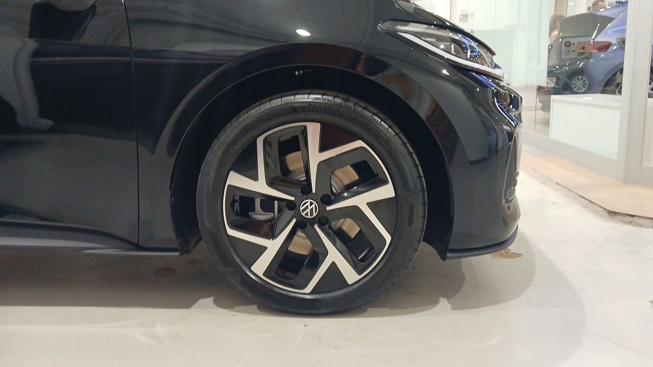 Imatge del vehicle 8