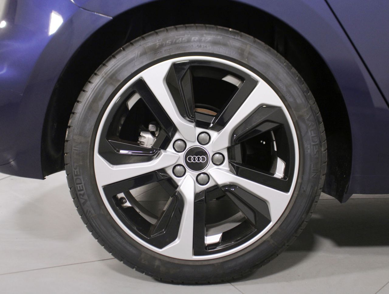 Imatge del vehicle 8