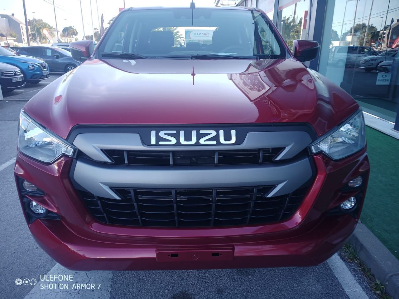 isuzu d-max 2023 / foto grande (3)
