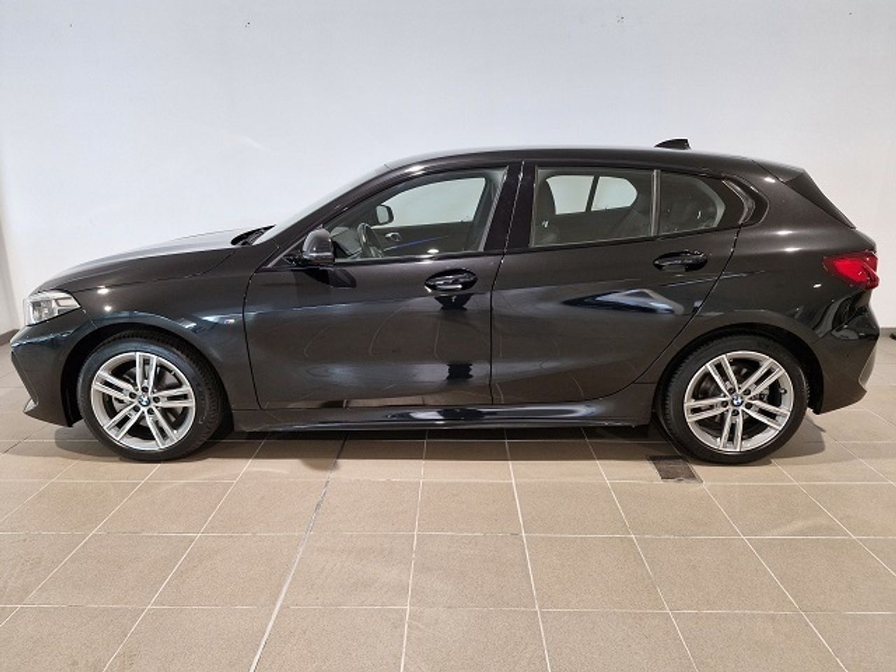 bmw serie 1 2024 / foto grande (3)