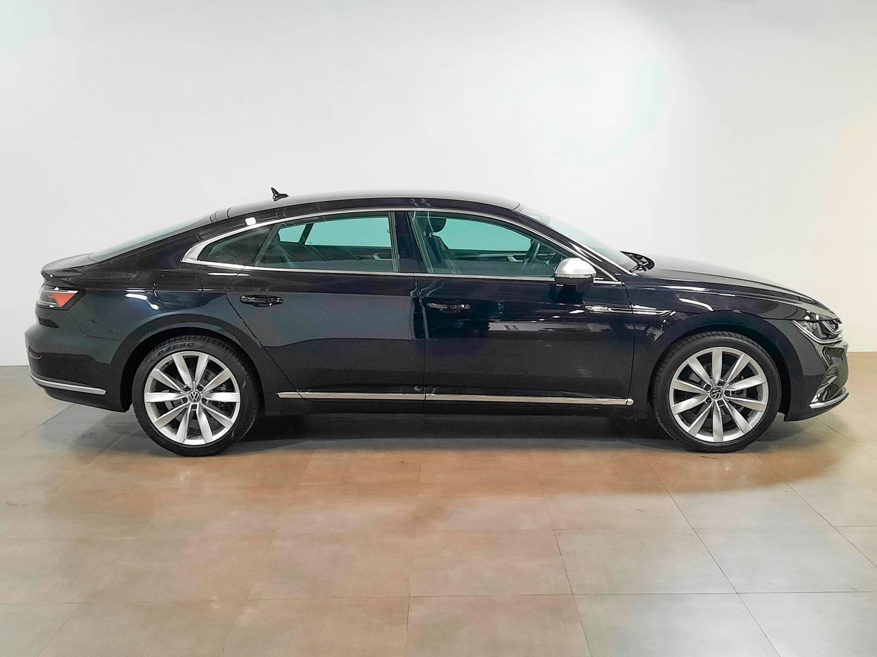 Volkswagen Arteon Elegance 2.0 TDI 110 kW (150 CV) DSG - Foto 2